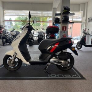peugeot kisbee 45km 4T BJ 2019 SERVICE+GARANTIE!